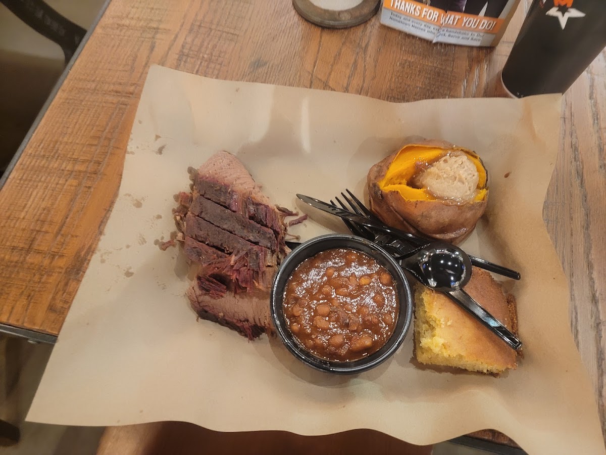Mission Bbq Photo 9